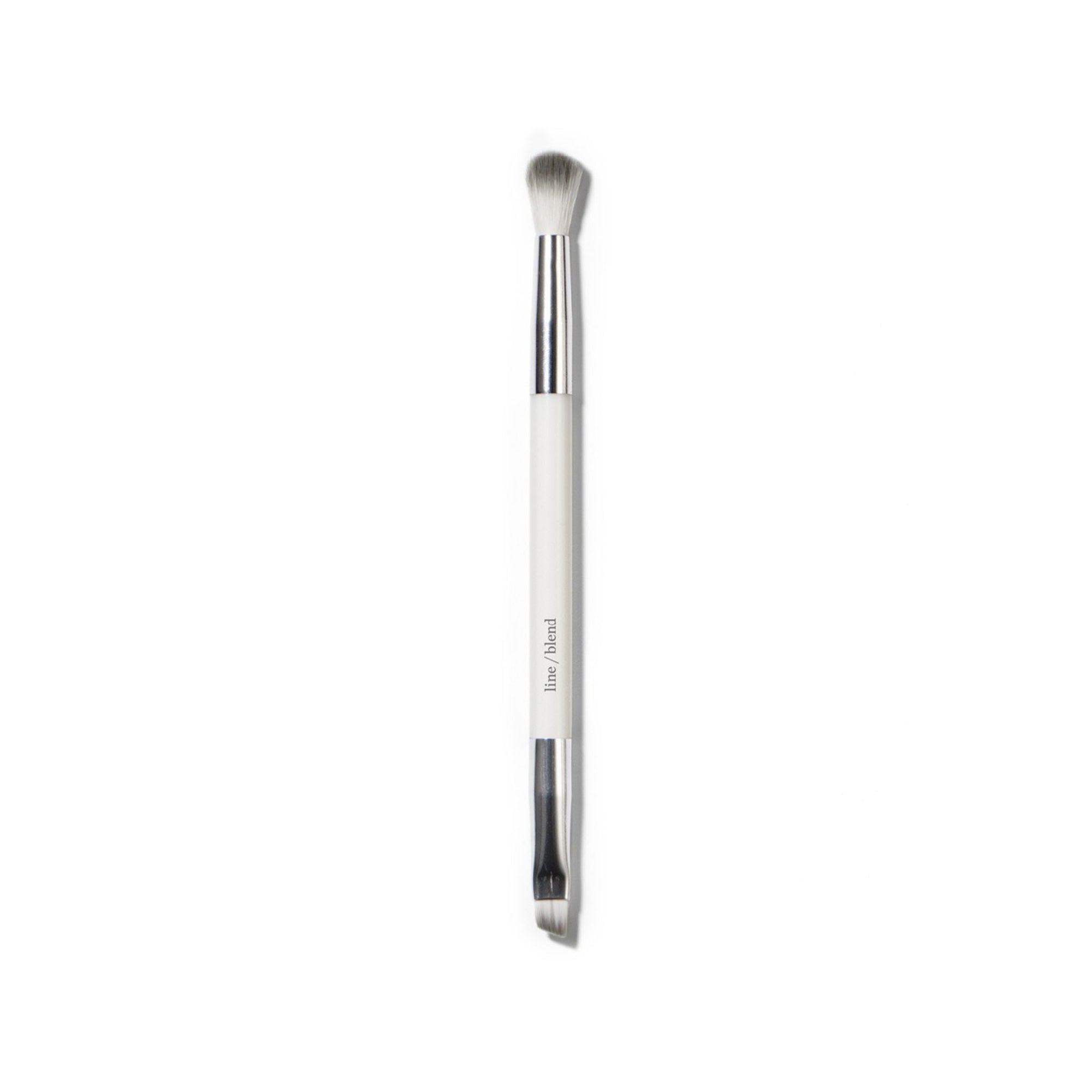 Ere Perez - Ere Perez Vegan Line + Blend Brush - ORESTA clean beauty simplified