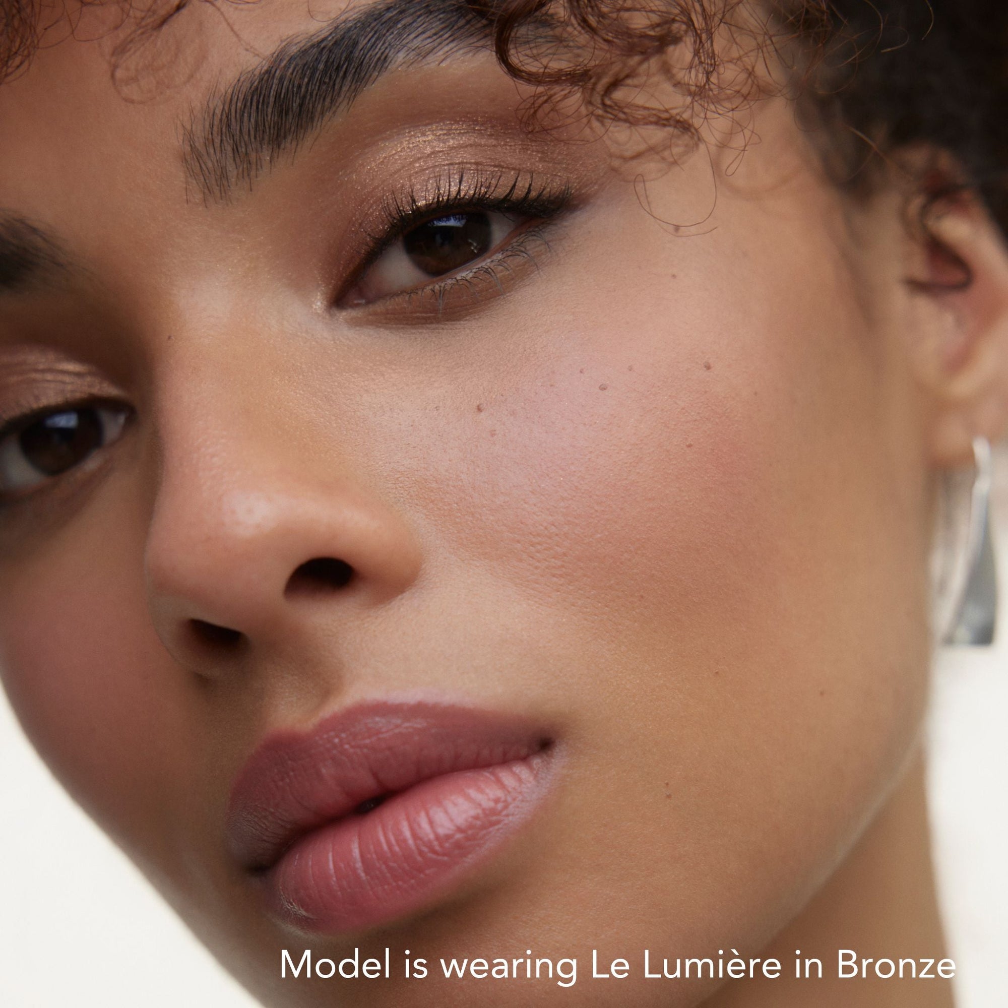 Wonderblush - Wonderblush La Lumière Liquid Eye Shadow - ORESTA clean beauty simplified