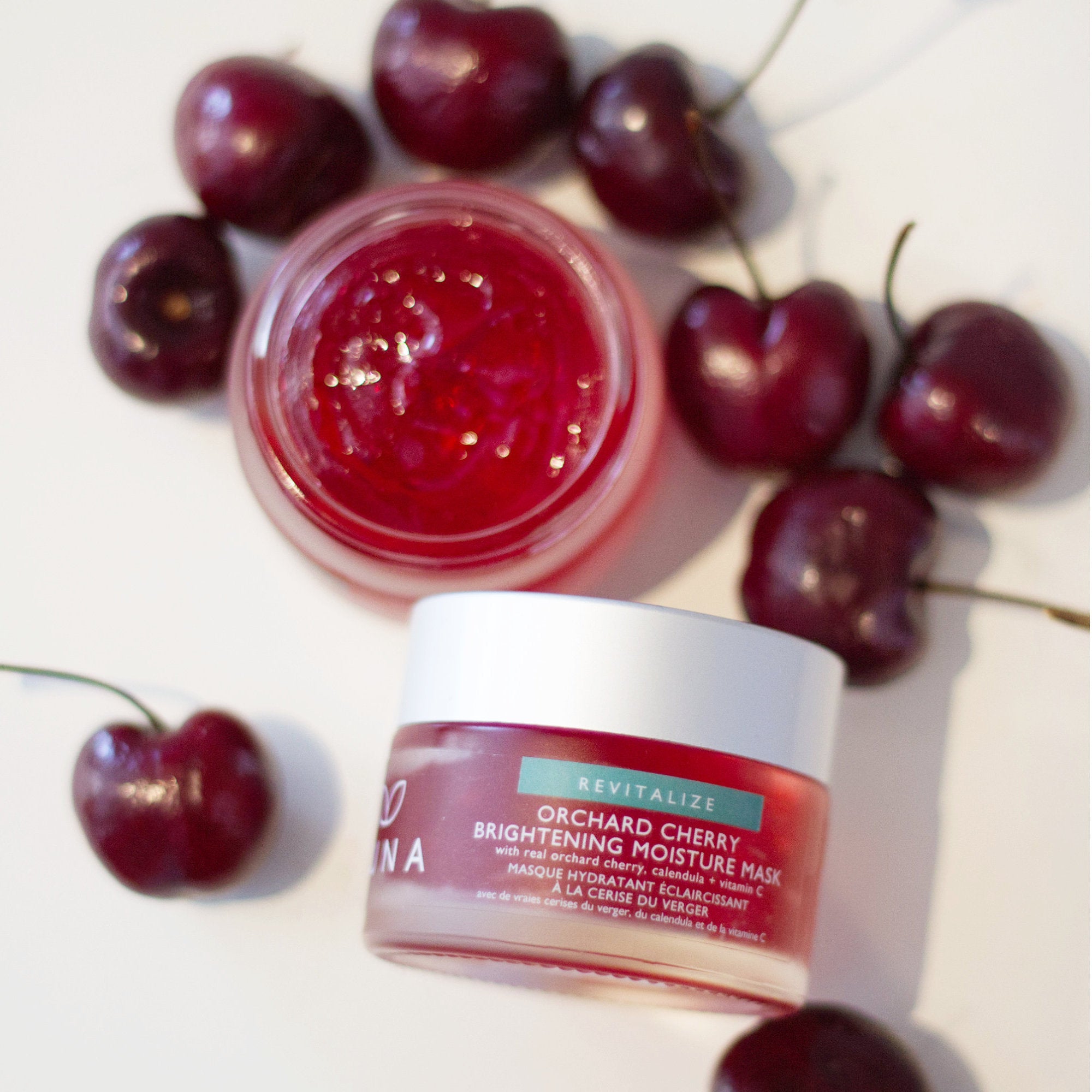 HUNA - HUNA Orchard Cherry Brightening Moisture Mask - ORESTA mindful beauty