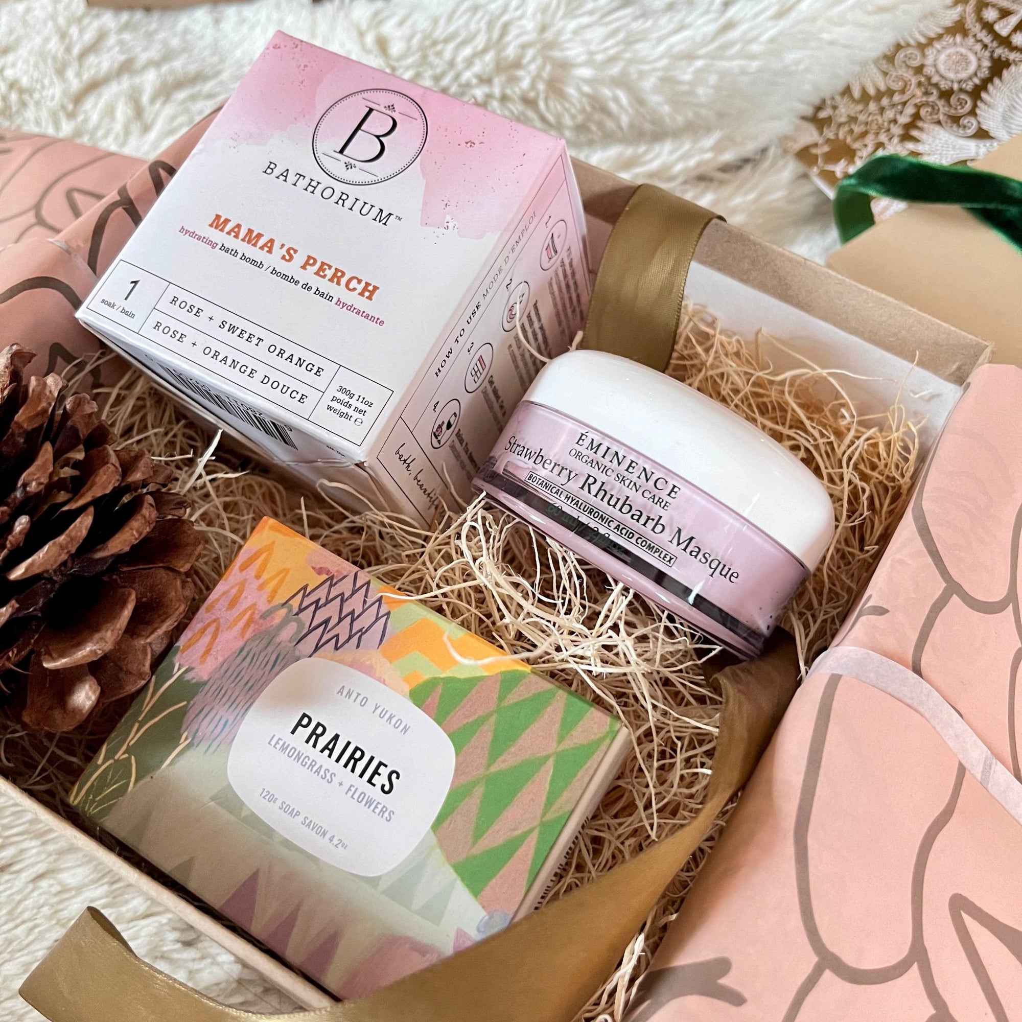 ORESTA clean beauty simplified - BABY IT'S COLD OUTSIDE Holiday Gift Box - ORESTA clean beauty simplified